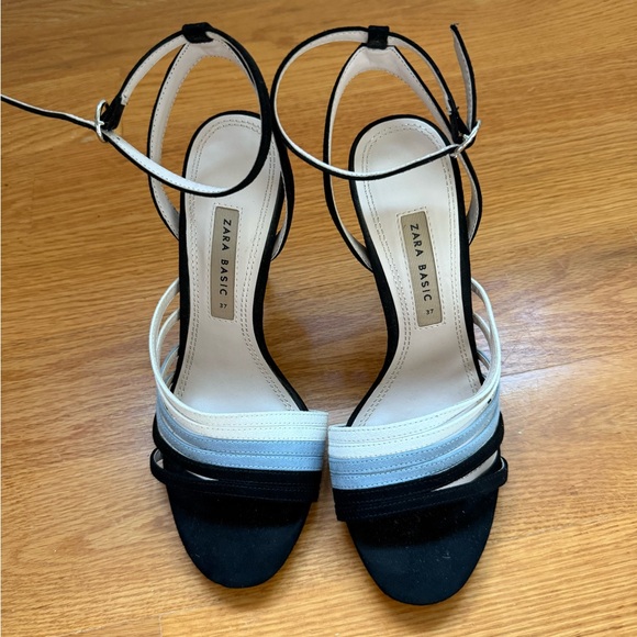 Zara Elegant Black and White Heels - Picture 5 of 7